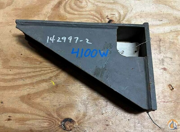 Manitowoc Manitowoc Support Supports Crane Part for Sale in Cleveland Ohio  Crane Network image 0