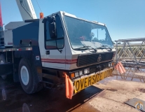 1996 Grove GMK5160 slide 3