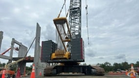 Liebherr LR 1400/1 slide 5