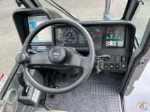 Kato 13 Ton City Crane slide 35