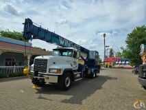 Manitex 35100 C slide 2