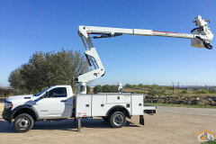 Versalift VST-40-MHI slide 2