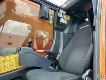 Liebherr LTM 1090-4.2 slide 13