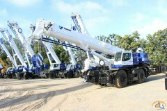 2026 Tadano GR-900XL slide 5