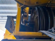 2010 Grove RT890E slide 7