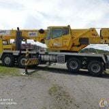 2009 Grove TMS700E slide 1