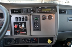 UNIC REVOLUTION XL slide 4