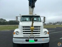 2004 Manitex 22101 S slide 2