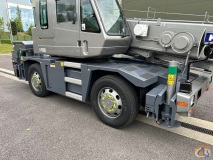 Kato 13 Ton City Crane slide 10