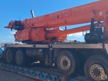 2007 Grove TMS900E slide 4