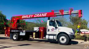 UNIC 1582 Rear Mount slide 3