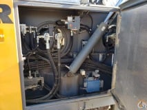 Liebherr LR 1300 SX slide 10