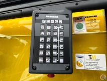 Liebherr LTM 1090-4.2 slide 29