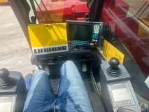 Liebherr LTM 1070-4.2 slide 15