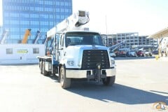 2024 Manitex 30100 C slide 8