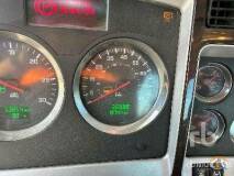 2012 Kenworth T-800 slide 7