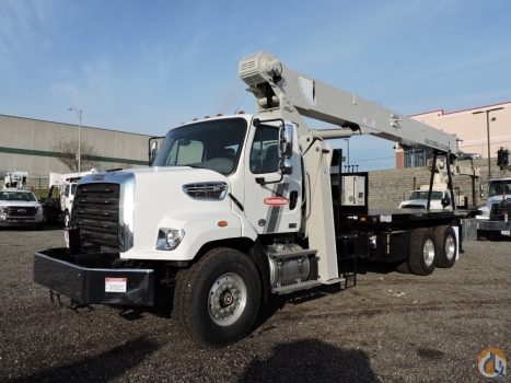 National Crane 9103A mounted on a 2020 Freightliner 108SD Crane for Sale in Hodgkins Illinois on CraneNetwork.com