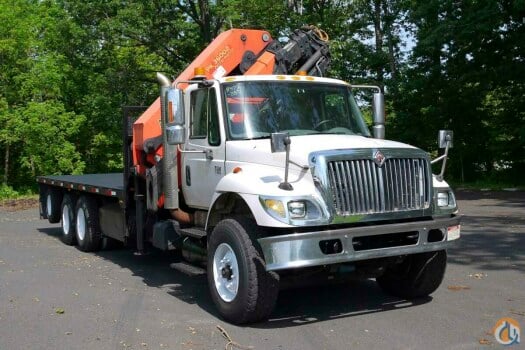 Sold 02 Palfinger Pk Knuckleboom 10 Ton Crane Truck Crane For In Hatfield Pennsylvania On Cranenetwork Com