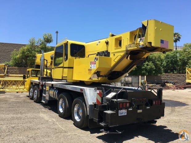 2004 Link-Belt HTC-8690 Hydraulic Truck Crane for Sale in California