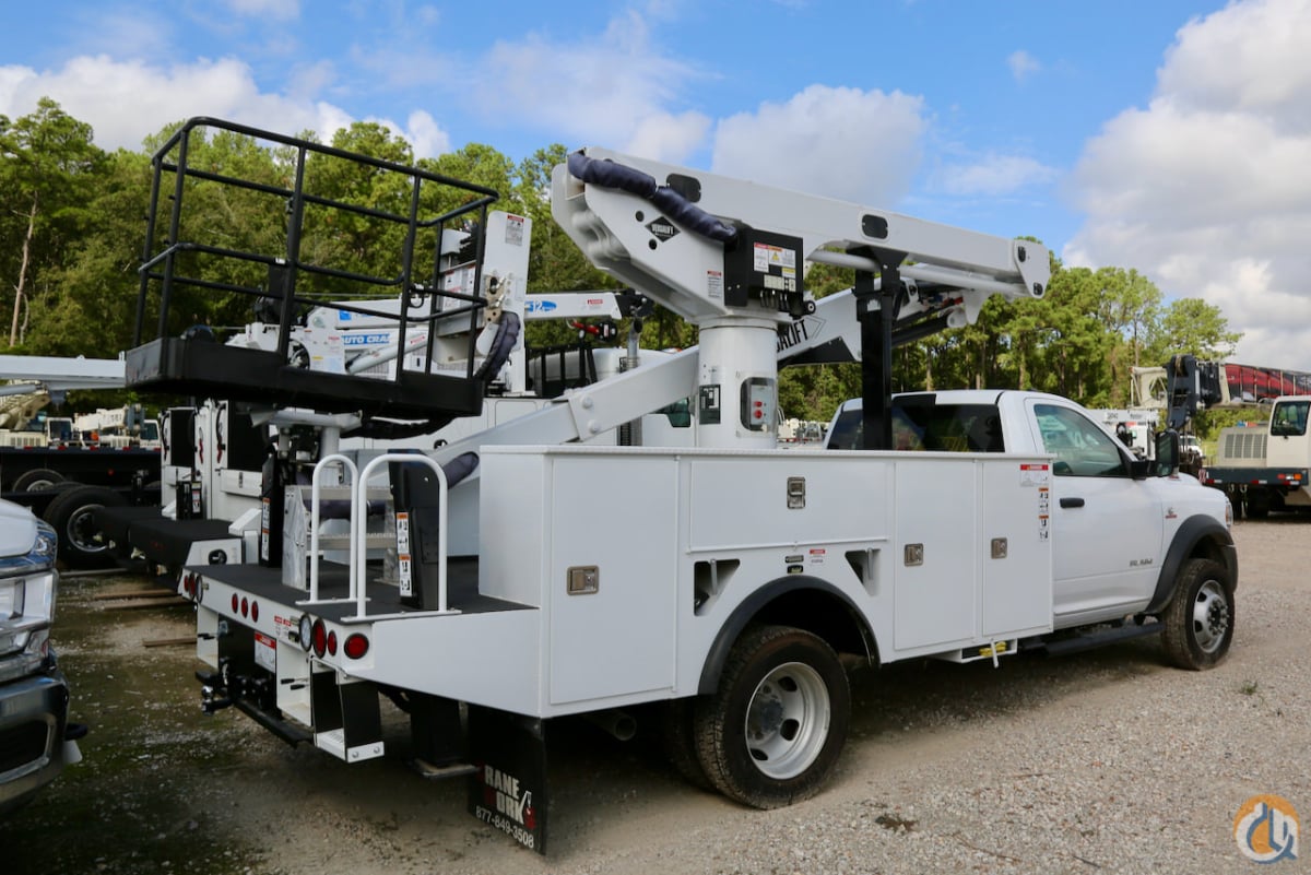 New Versalift VST-50-TN bucket truck on Ram 5500 chassis Crane for Sale ...