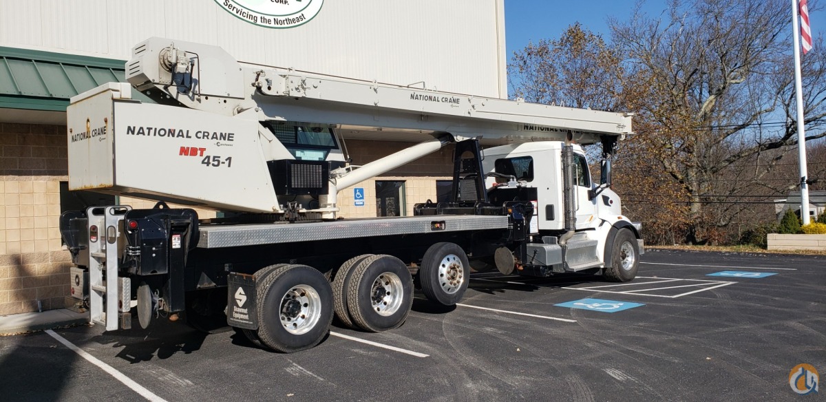 Crane For Sale In Oxford Massachusetts 