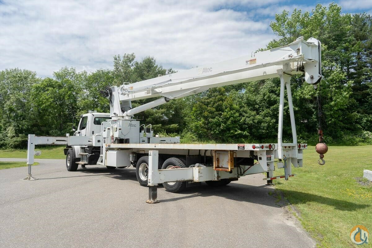 2012 ALTEC AC26103B Crane for Sale in Bangor Maine Crane Network
