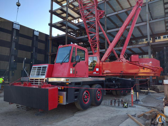 1999 Manitowoc 777T Crane for Sale on