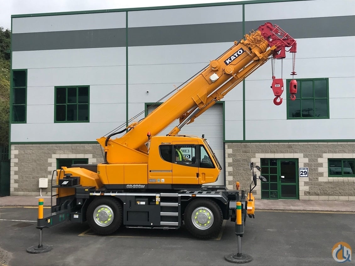 NEW KATO CR200Rf, 20 Ton City Crane with 5 Ton Searcher NEW KATO CR200Rf, 20 Ton City Crane with 5 Ton Searcher