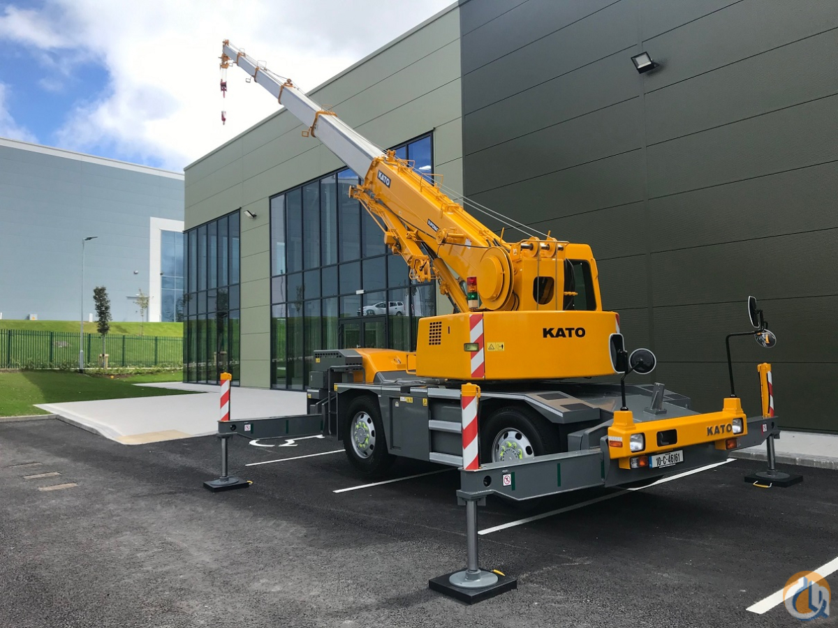 Kato 13 Ton City Crane Crane for Sale in Cannock England on