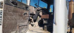 INTERNATIONAL 5000 slide 5