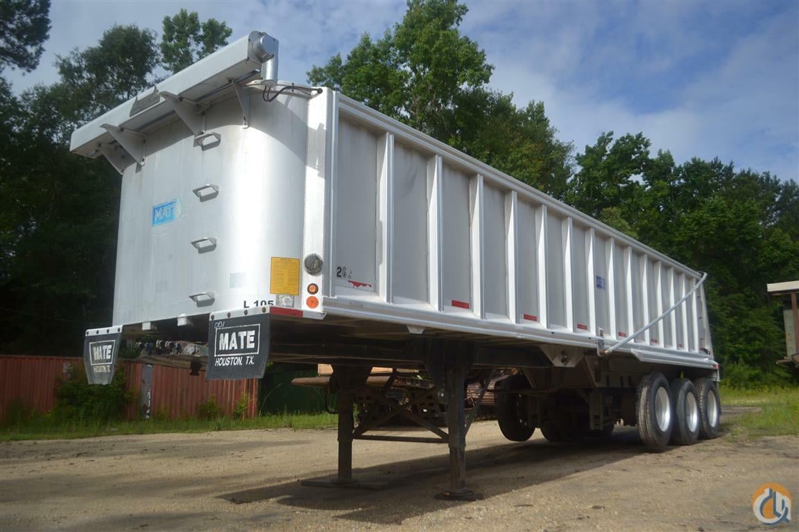 Trailers Online Auctions - 32 Lots