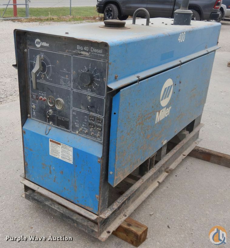 Miller Big 40 Welders MILLER 48782 Purple Wave, Inc. 52063 on