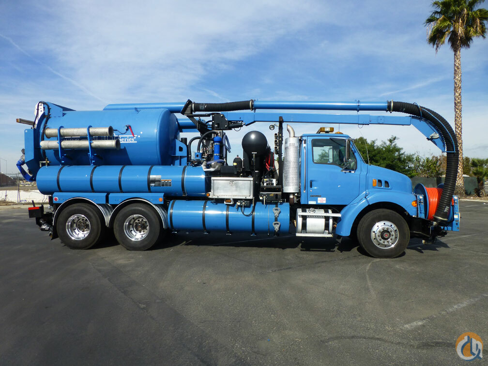 2007 Sterling LT7500 Vactor 2100 Series Hydro Excavator Vacuum Truck