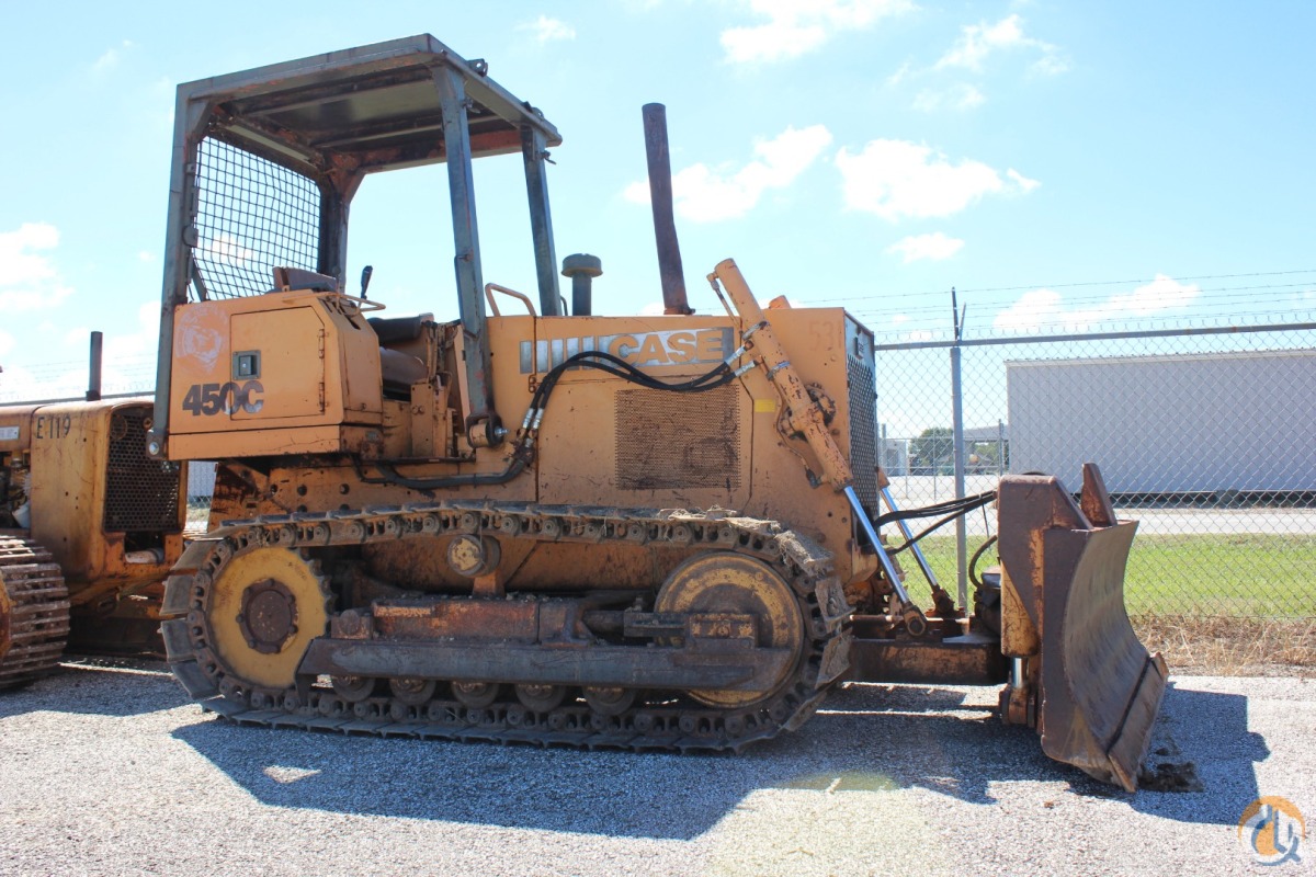 Case 450 C Dozer - LIVE AUCTION OCT. 27 Dozers CASE 450 Lemons 