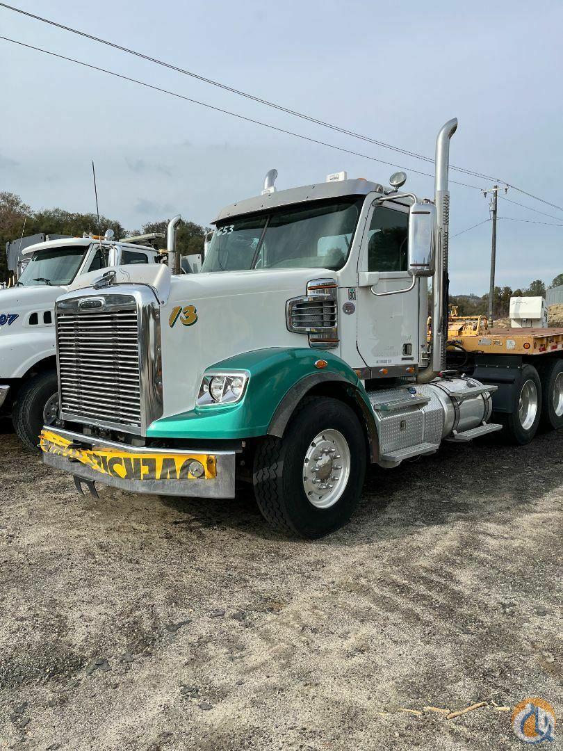 2013 FREIGHTLINER Coronado 122SD Conventional Trucks W/O Sleeper