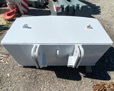 Manitex 8300 lbs. Heavy Lift Counter weight Counterweights Crane Part for Sale in Solon Ohio on CraneNetwork.com