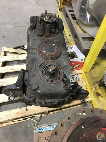 Grove Grove Transfer Case Transmission Crane Part for Sale in Cleveland ...