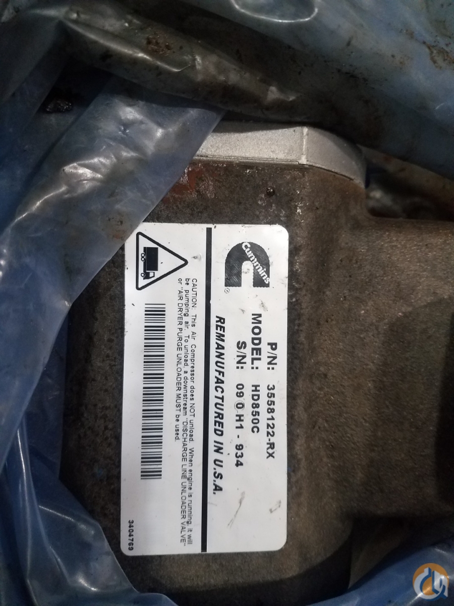 Manitowoc Air Compressor M80 /M50 Engines & Transmissions Crane Part for Sale in Chelmsford