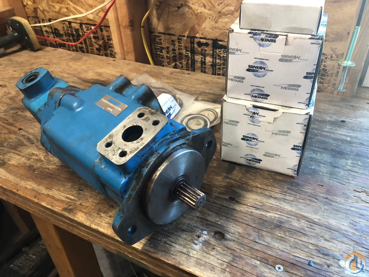 Terex Vickers 2520VQV hydraulic pump Hydraulic System Components Crane