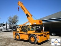 picture of a crane