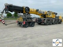 picture of a crane