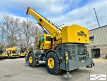 picture of a crane