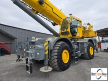 picture of a crane