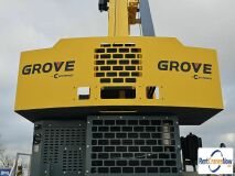 picture of a crane