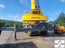 picture of a crane