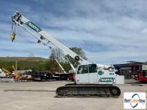 picture of a crane