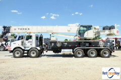 picture of a crane