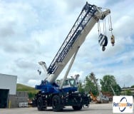 picture of a crane