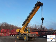 picture of a crane