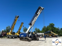 picture of a crane